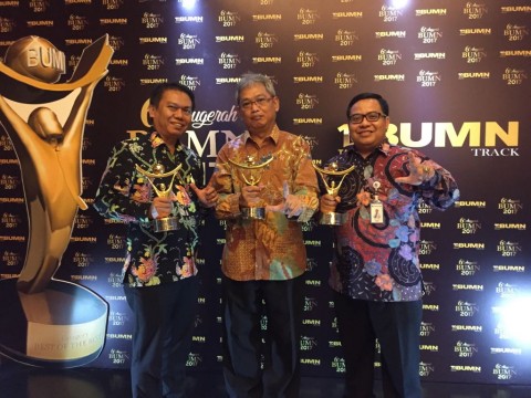 Perum JAMKRINDO Borong 3 Piala BUMN Terbaik