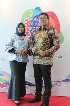 Perum Jamkrindo dan Jamkrindo Syariah Raih Penghargaan Branding & Marketing Award 2017