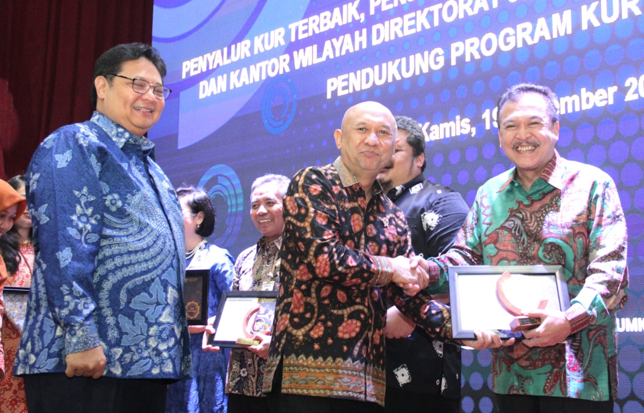 Perum Jamkrindo Menjadi Perusahaan Penjamin KUR Terbaik 2019